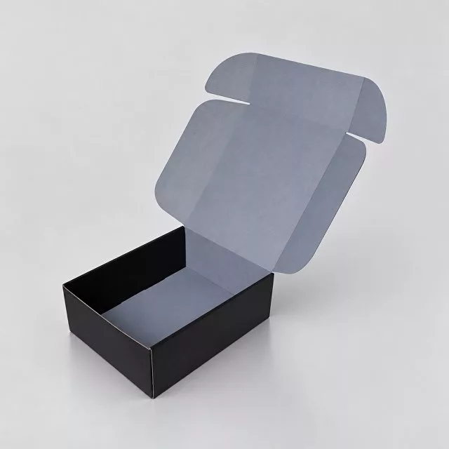 Коробка подарочная "Колорит лайт" МГК, размер XL, 23,5 х 30 х 10,5 см., черный