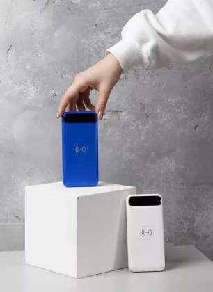 Беспроводное зарядное устройство "Quantum", 10000 mAh с цифровым индикатором заряда, белый, фото 8