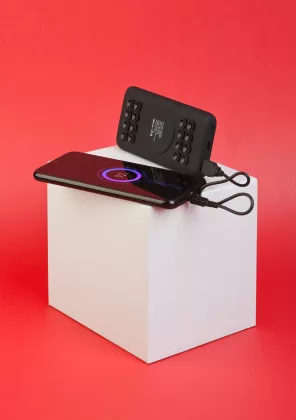 Беспроводное зарядное устройство "Ten SOFTTOUCH", 10000 mAh, черный, фото 4