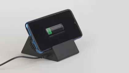 Bluetooth колонка-подставка "Rock" 3Вт с беспроводным зарядным устройством и подсветкой логотипа, черный, фото 3