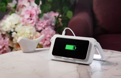 Лампа складная "Smart Light" с беспроводным (10W) зарядным устройством и подставкой для смартфона, белый, фото 3