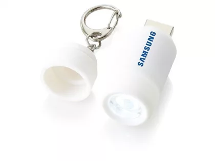 Мини-фонарь "Avior" с зарядкой от USB, белый, фото 2