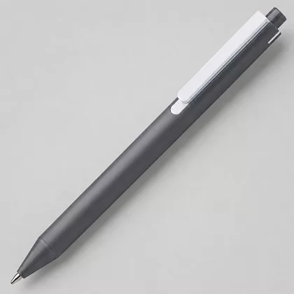 Пластиковая шариковая ручка "Эрика" из RABS, серый/белый