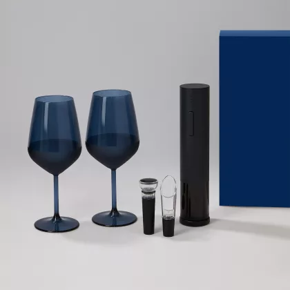 Подарочный набор 2 бокала для вина Сапфир (Sapphire) + набор для вина с электрическим штопором Сакраменто (Sacramento), в синей коробке