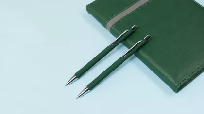 Ручка шариковая "Trade", покрытие soft touch, темно-зеленый, фото 2