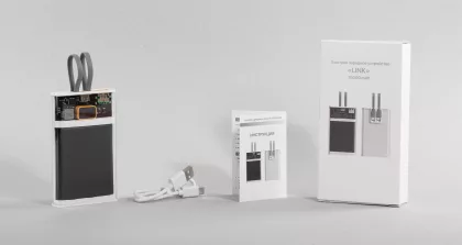 Зарядное (22.5W) устройство "Link" 10000 mAh с прозрачным корпусом, цифровым индикатором заряда и встроенными Type-C/Lightning кабелями, белый/черный, фото 6
