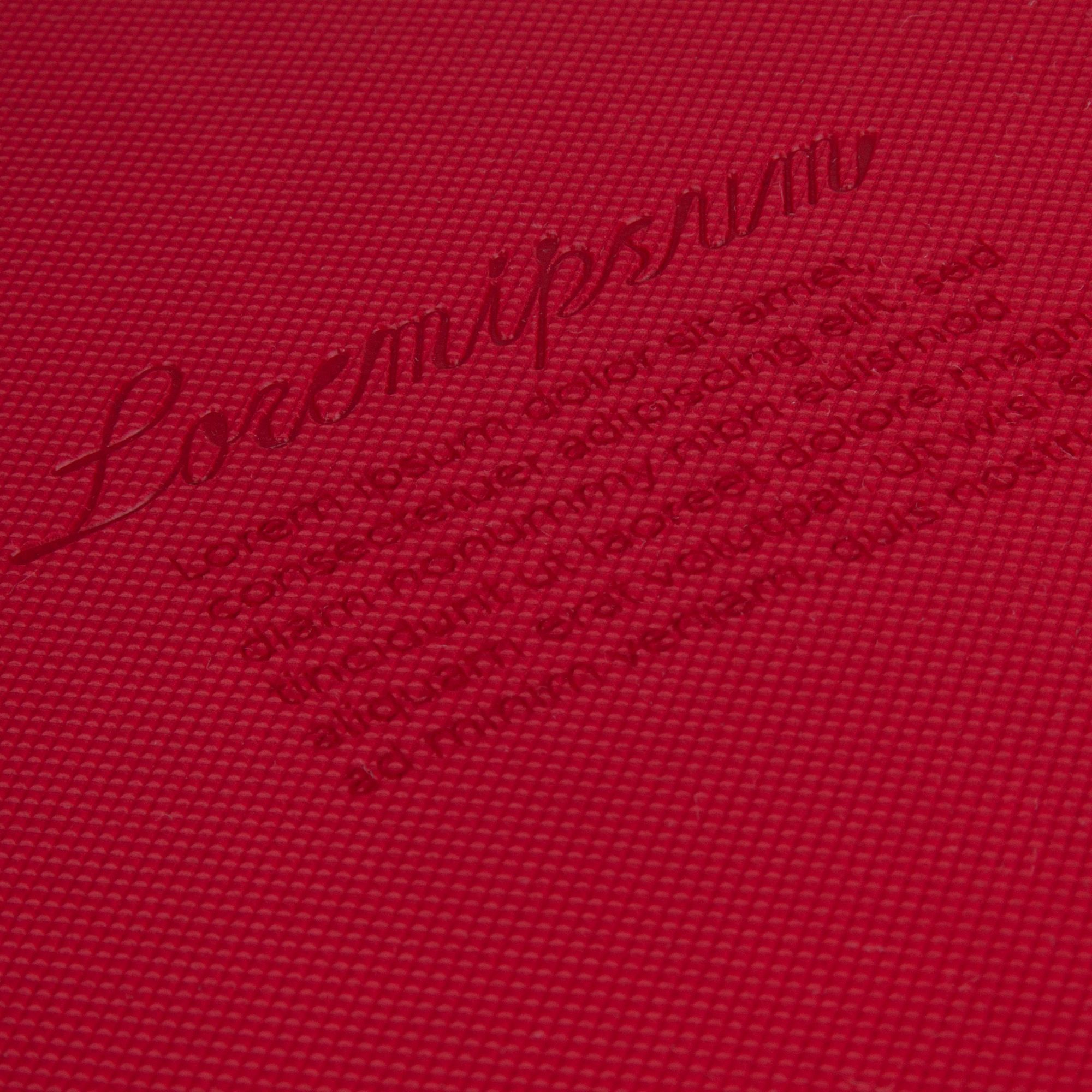 T1: Тиснение бесцветное